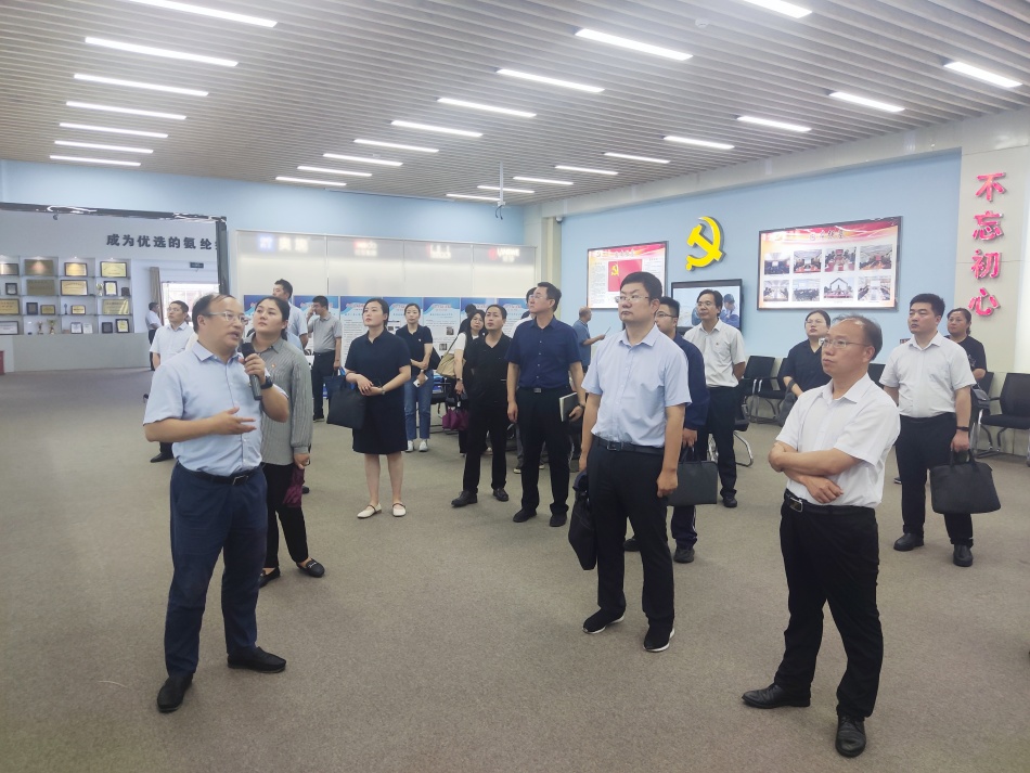 2024年7月17日，市國(guó)資委系統(tǒng)在公司開(kāi)展“三組聯(lián)建”現(xiàn)場(chǎng)觀摩1（公司展廳）_副本